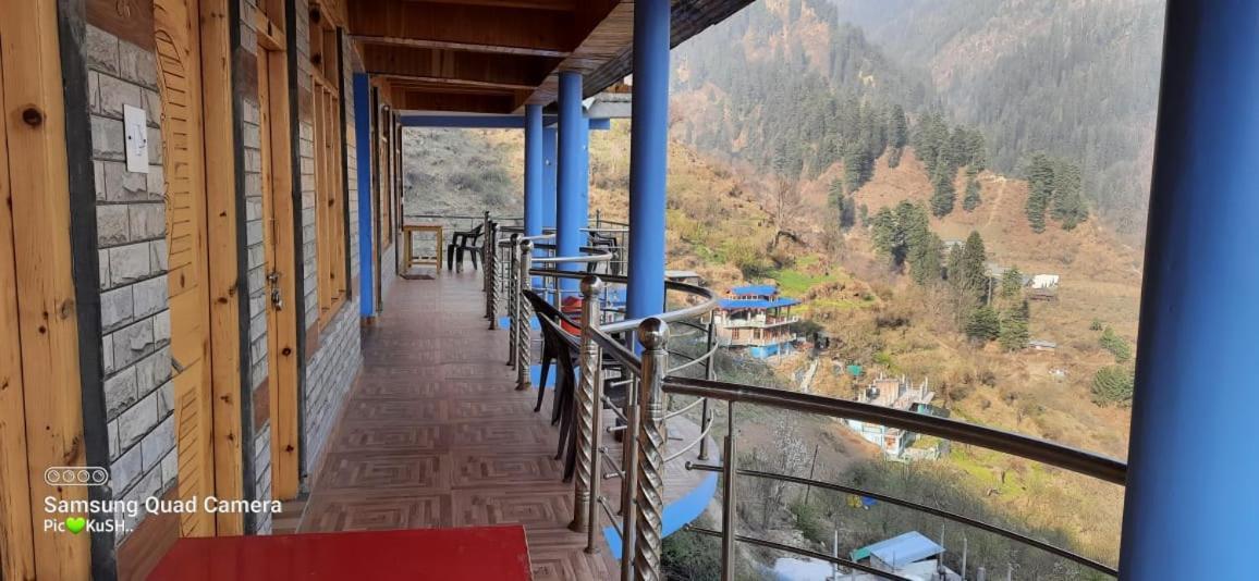 Cafe Kush Hotel Tosh Exterior photo